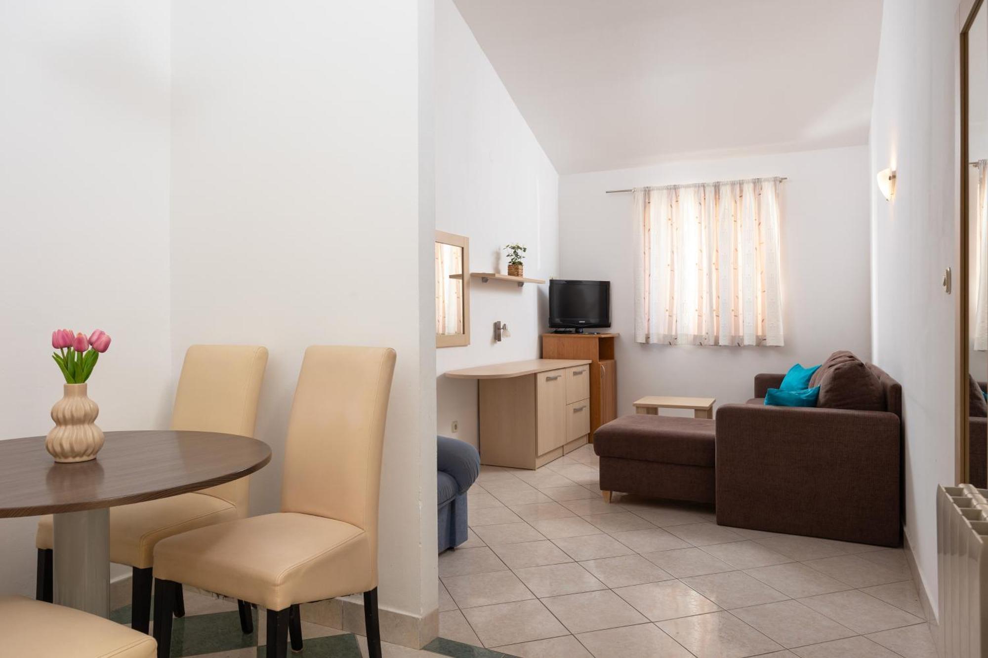 Premium Apartments - Lavica Beach ポドストラナ エクステリア 写真