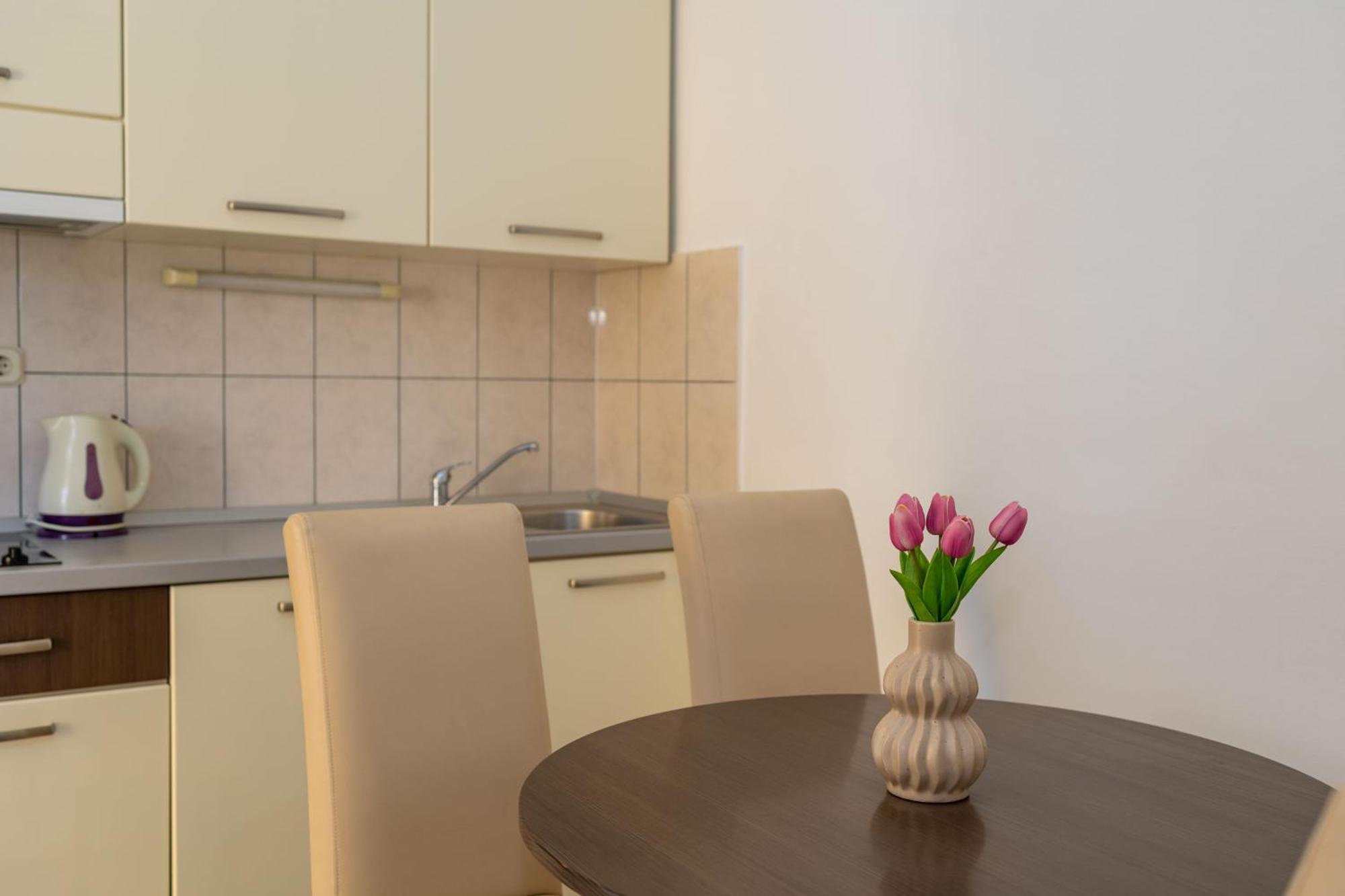 Premium Apartments - Lavica Beach ポドストラナ 部屋 写真