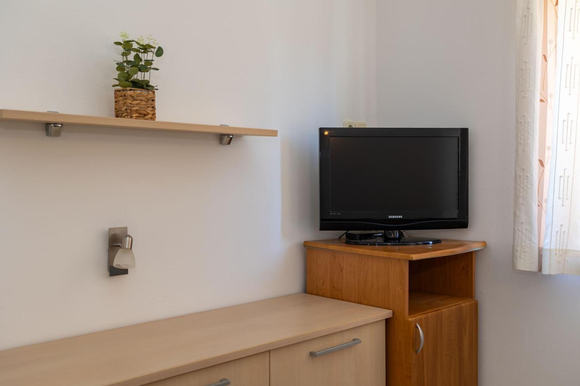 Premium Apartments - Lavica Beach ポドストラナ 部屋 写真