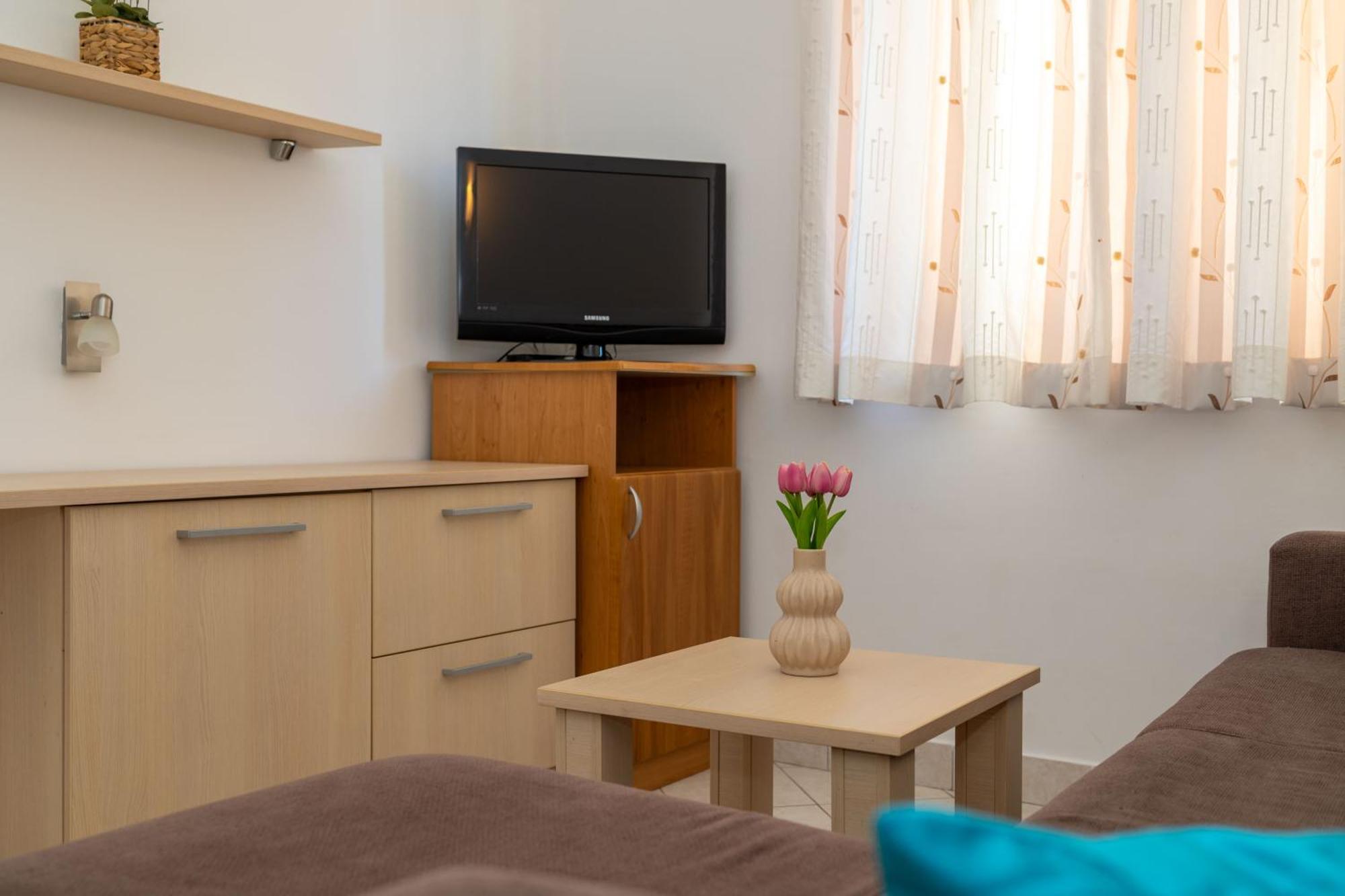 Premium Apartments - Lavica Beach ポドストラナ 部屋 写真