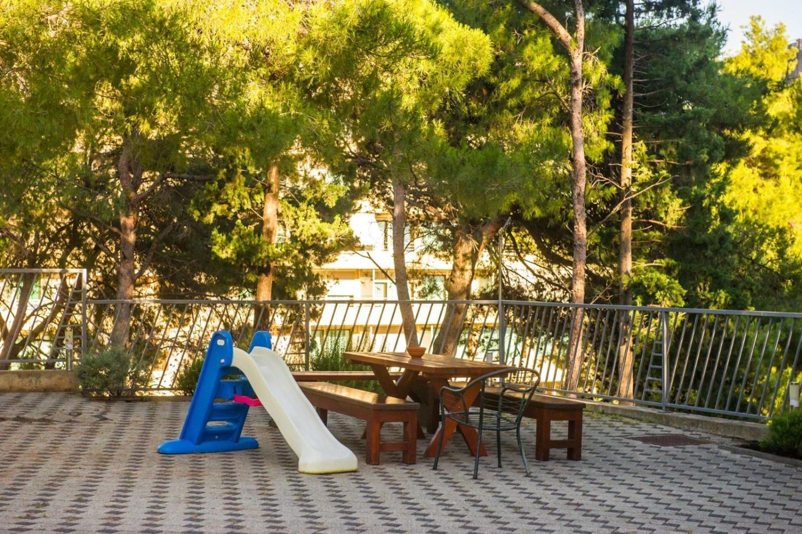 Premium Apartments - Lavica Beach ポドストラナ エクステリア 写真